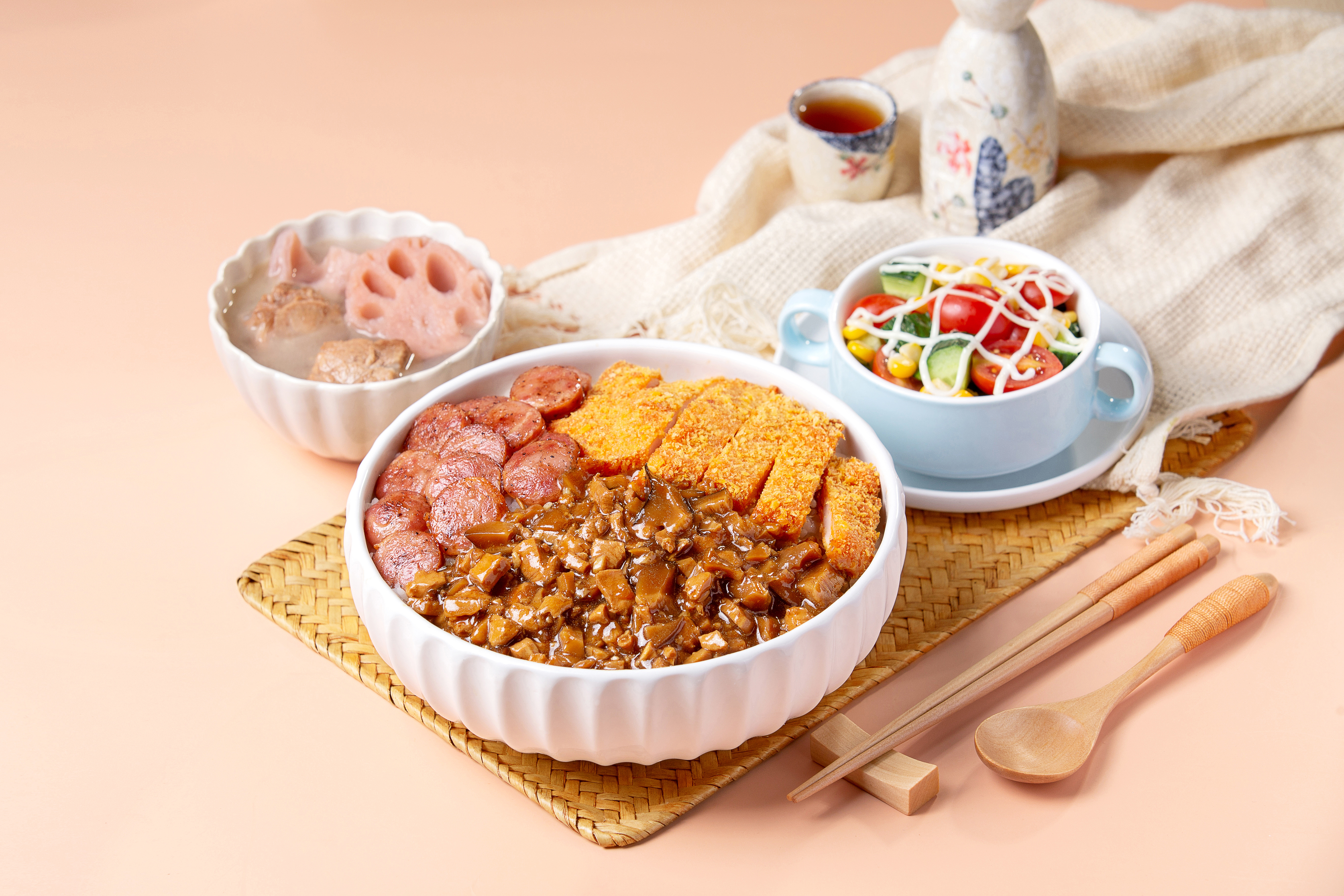 锦鲤精致便当加盟,怎样开一家盒饭快餐店