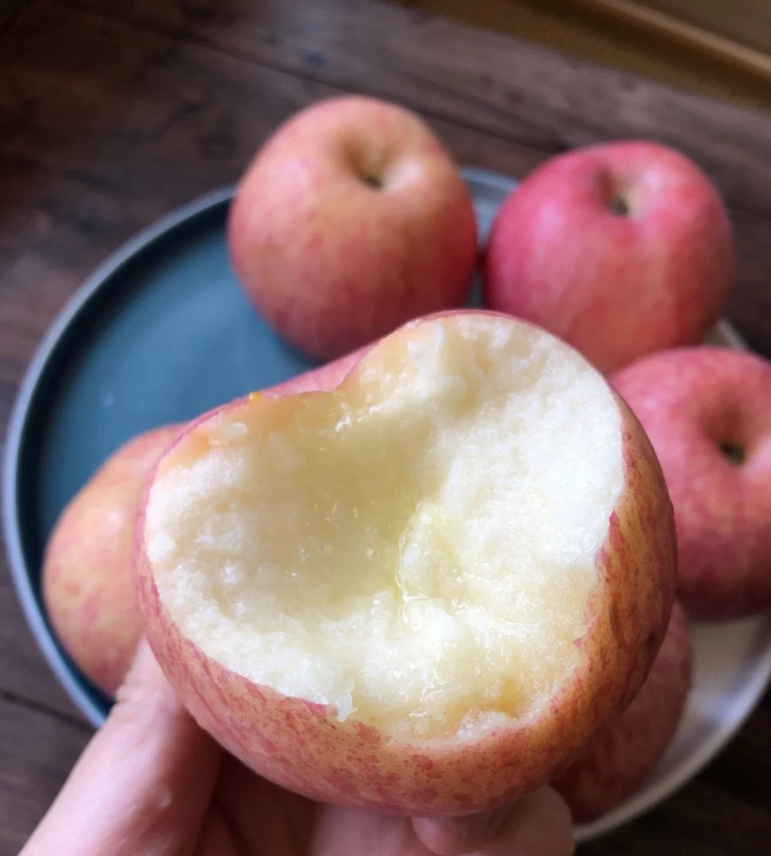 怎么辨别苹果产地,苹果的产地如何分辨