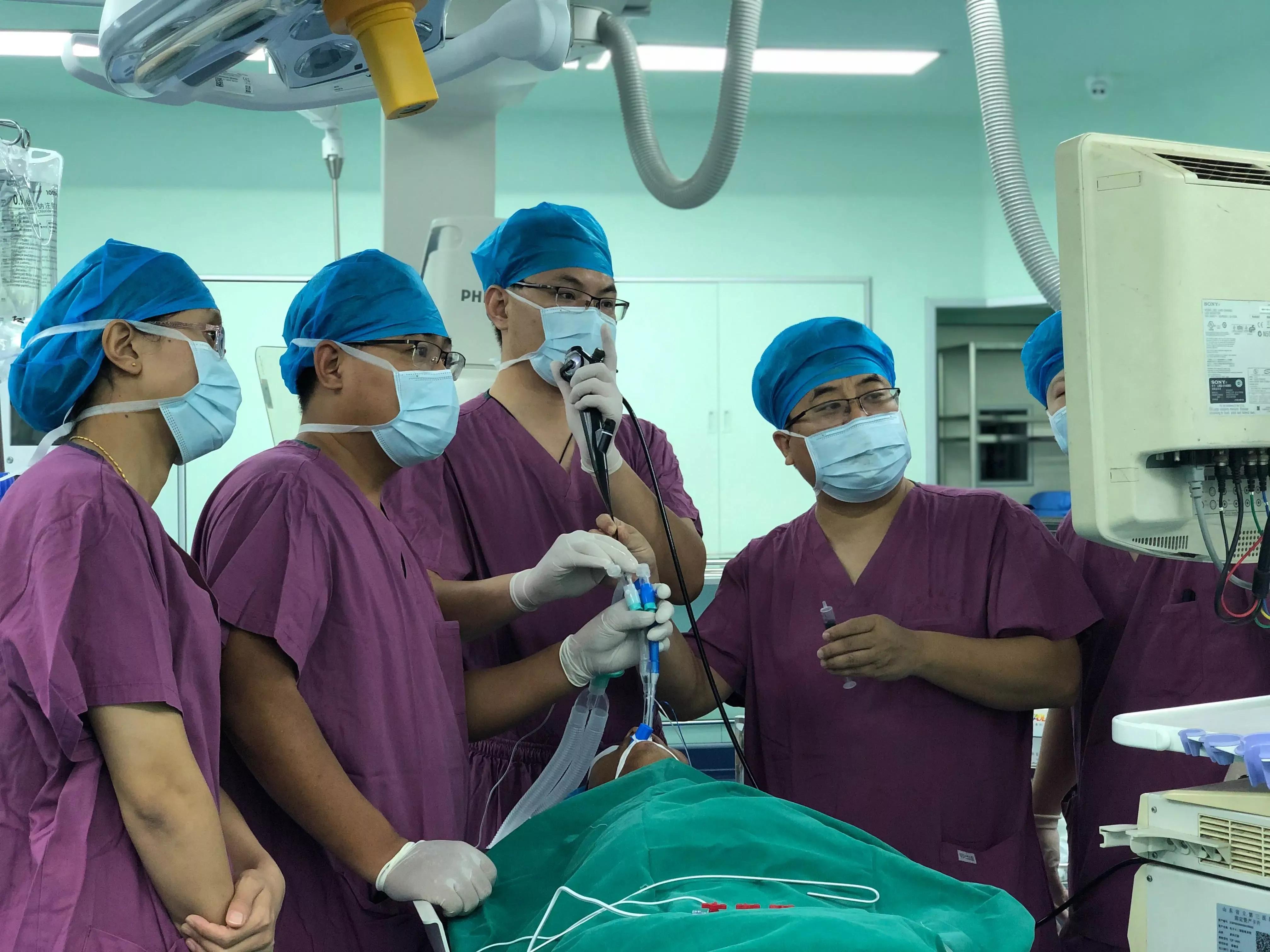 就诊温馨提示牌,就诊指引视频教程大全集