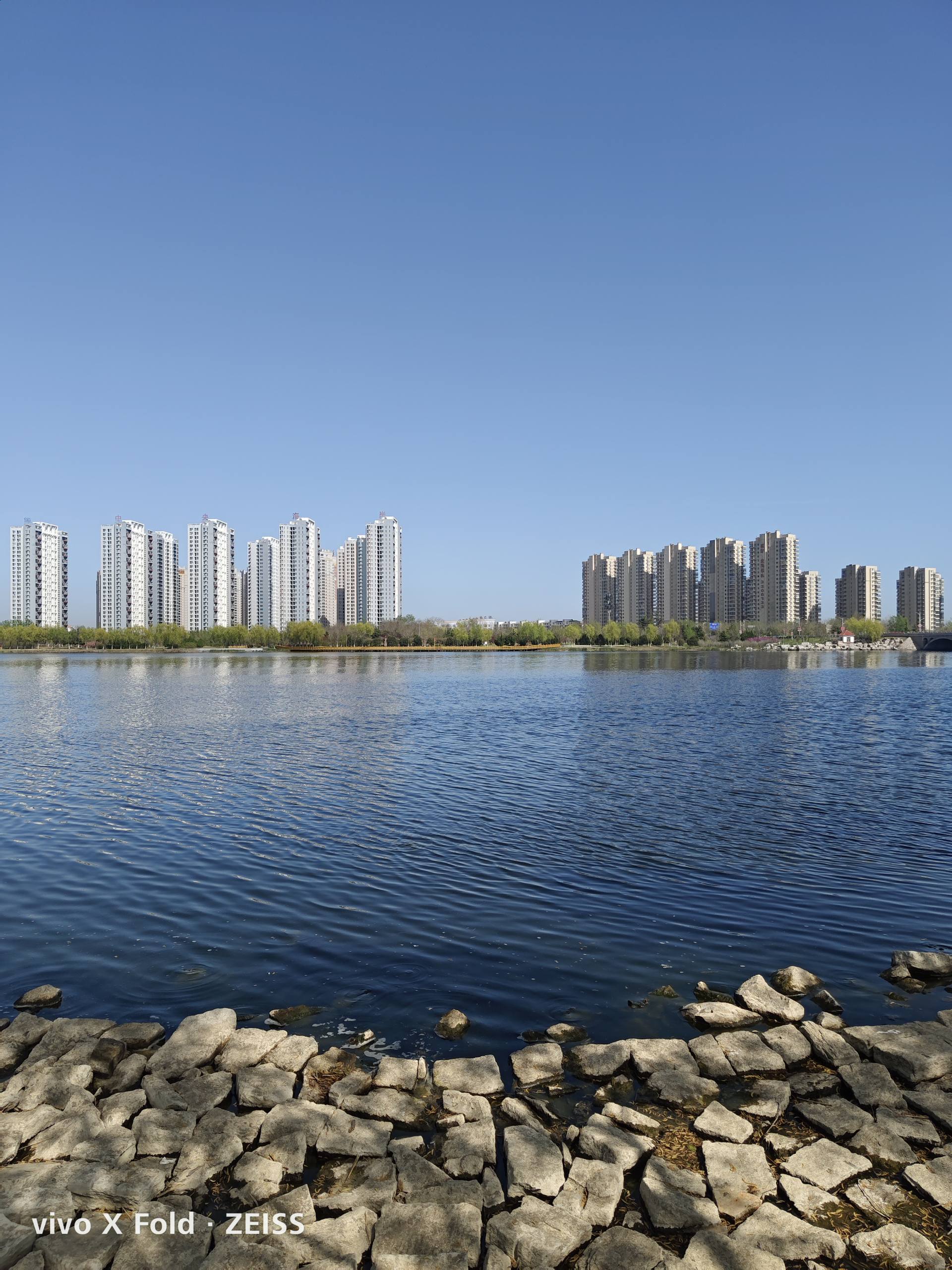 vivoxfold是不是目前最好的折叠屏,vivo折叠屏xfold功能介绍