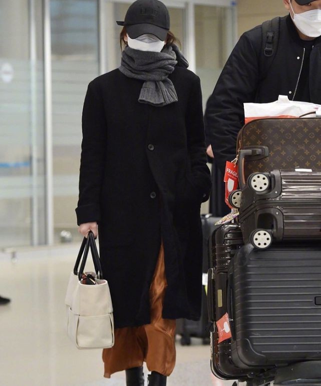 宋慧乔真是小个子女生穿搭楷模,小个子宋慧乔穿搭风衣