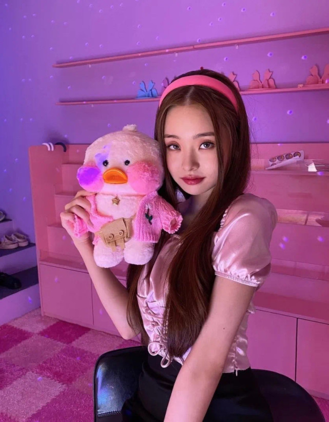 宋智雅纸袋,宋智雅奢侈衣服