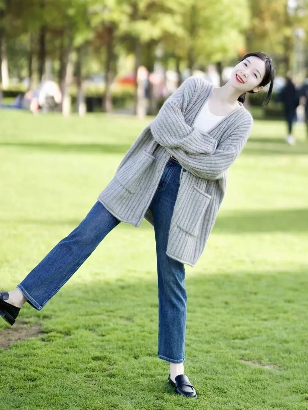 松弛感女生都有哪些特征,女生的松弛感是如何养成的