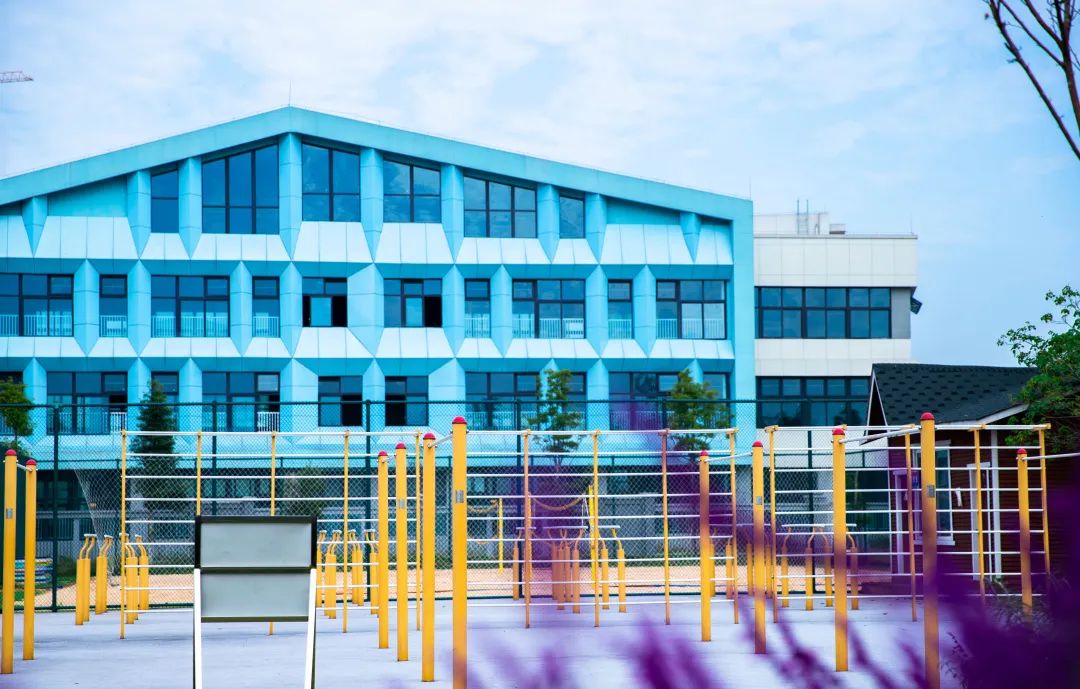 乐山嘉祥外国语学校2021教师招聘,四川年薪35万招聘高中教师