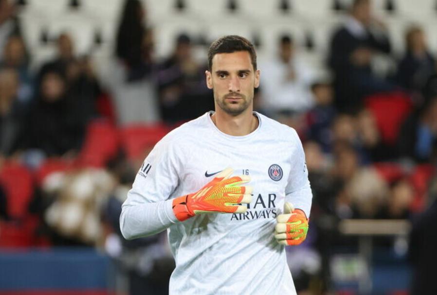 巴黎球星昏迷48小时，仍在ICU，妻子悲痛发文：别丢下我