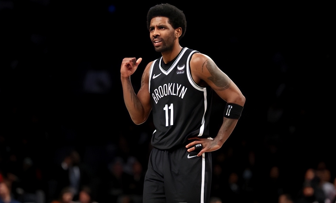 詹姆斯交易珍妮巴斯,詹姆斯三换一交易方案