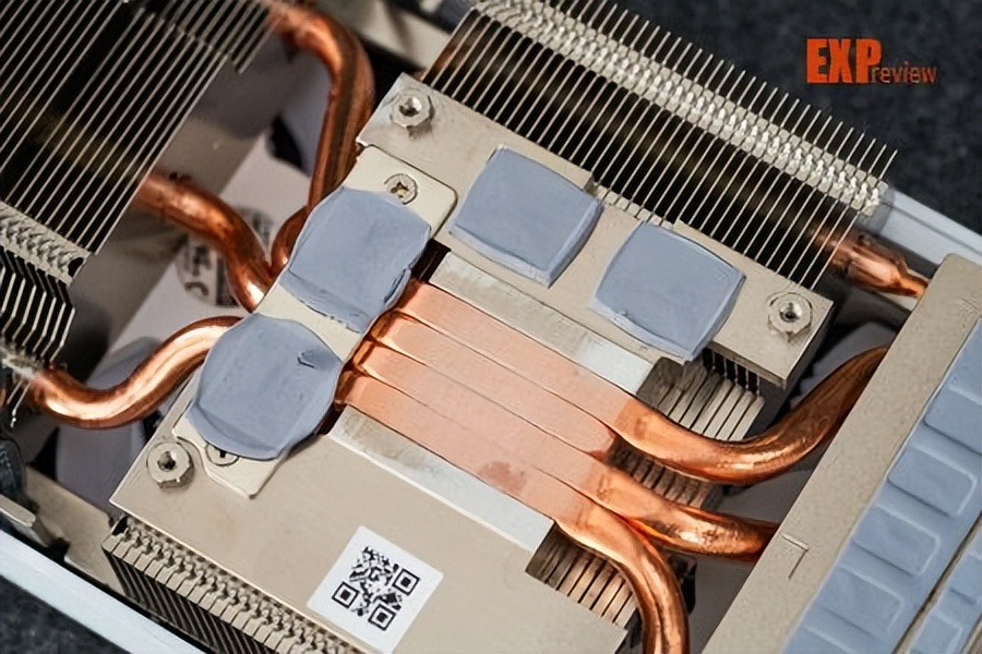 技嘉RTX4060TiAEROOC8GB雪鹰显卡评测：极简外观，显存潜力可观