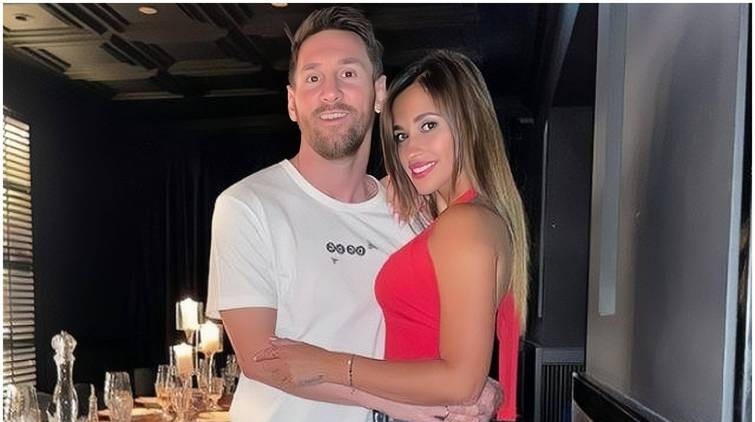 梅西青梅竹马的爱情,梅西7岁的青梅竹马是谁