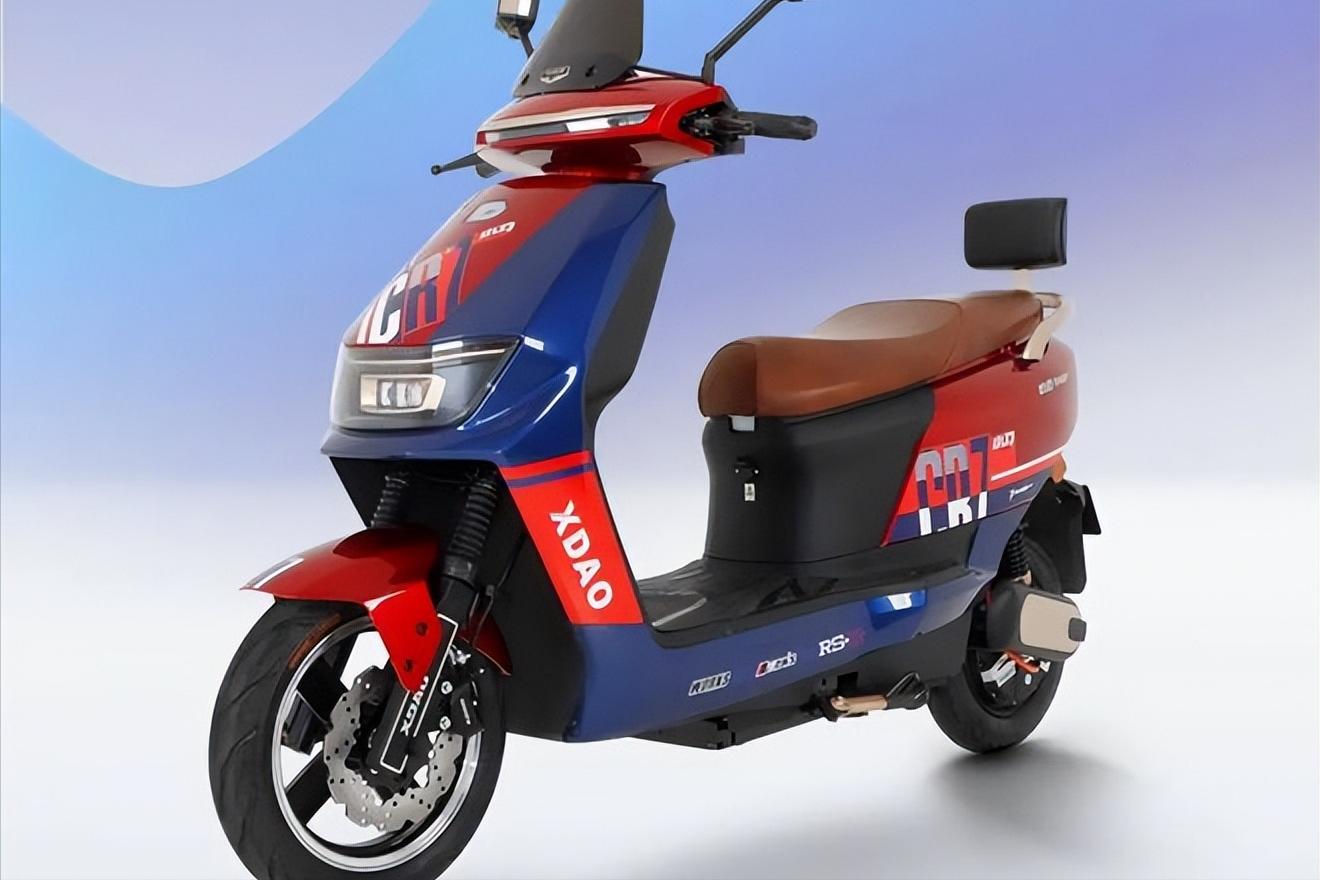 一次性从北京骑到唐山，小刀这2款车，续航能达400里，实用性超强