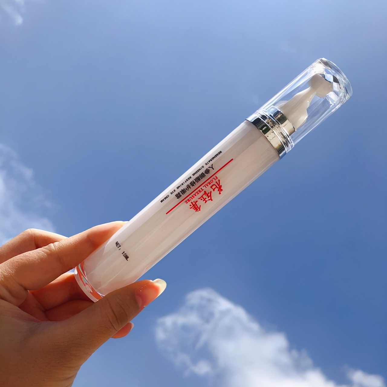 滋润保湿补水型眼霜推荐,眼霜推荐保湿淡纹