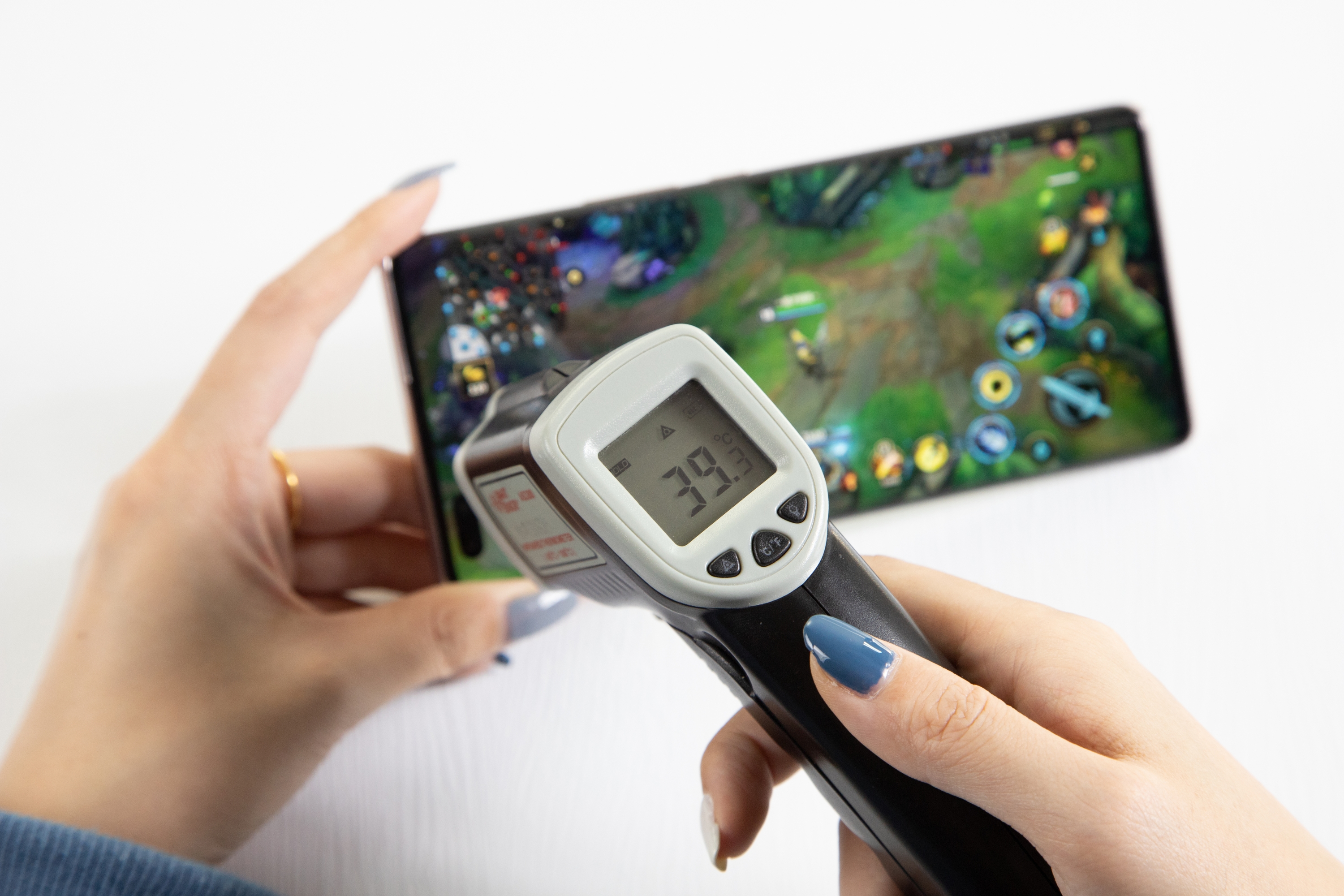 苹果手机游戏真实测评,苹果游戏体验对比华为