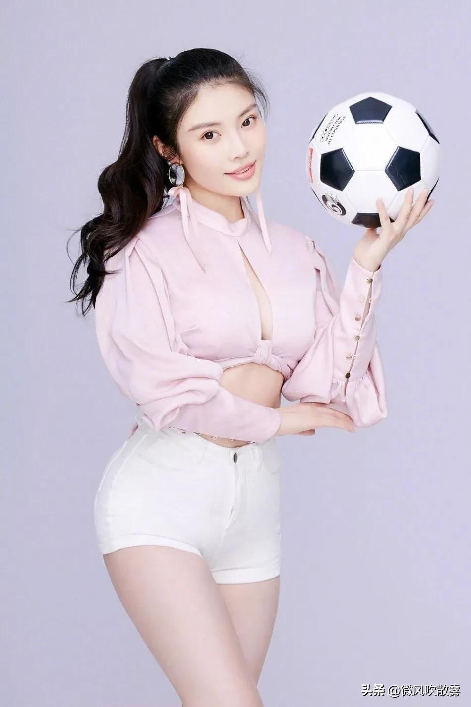 足球宝贝明星身材,足球明星高清写真