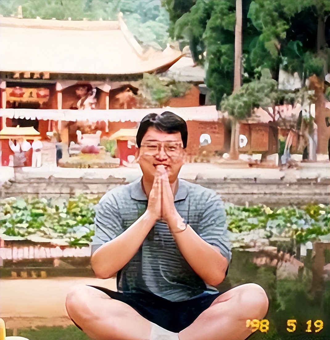 2002年大连5.7空难事件照片,大连五七空难死亡人数