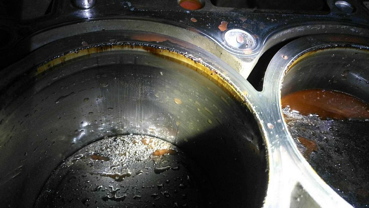 汽车气缸是怎么回事,汽车气缸磨损的原因和处理方法