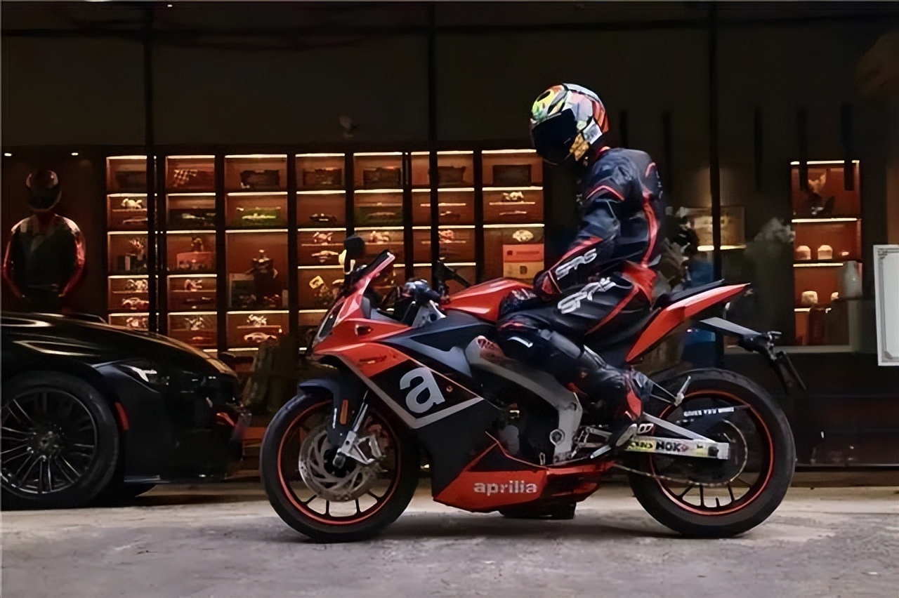 雅马哈yzf-r25测评老款,雅马哈推荐yzf-r6