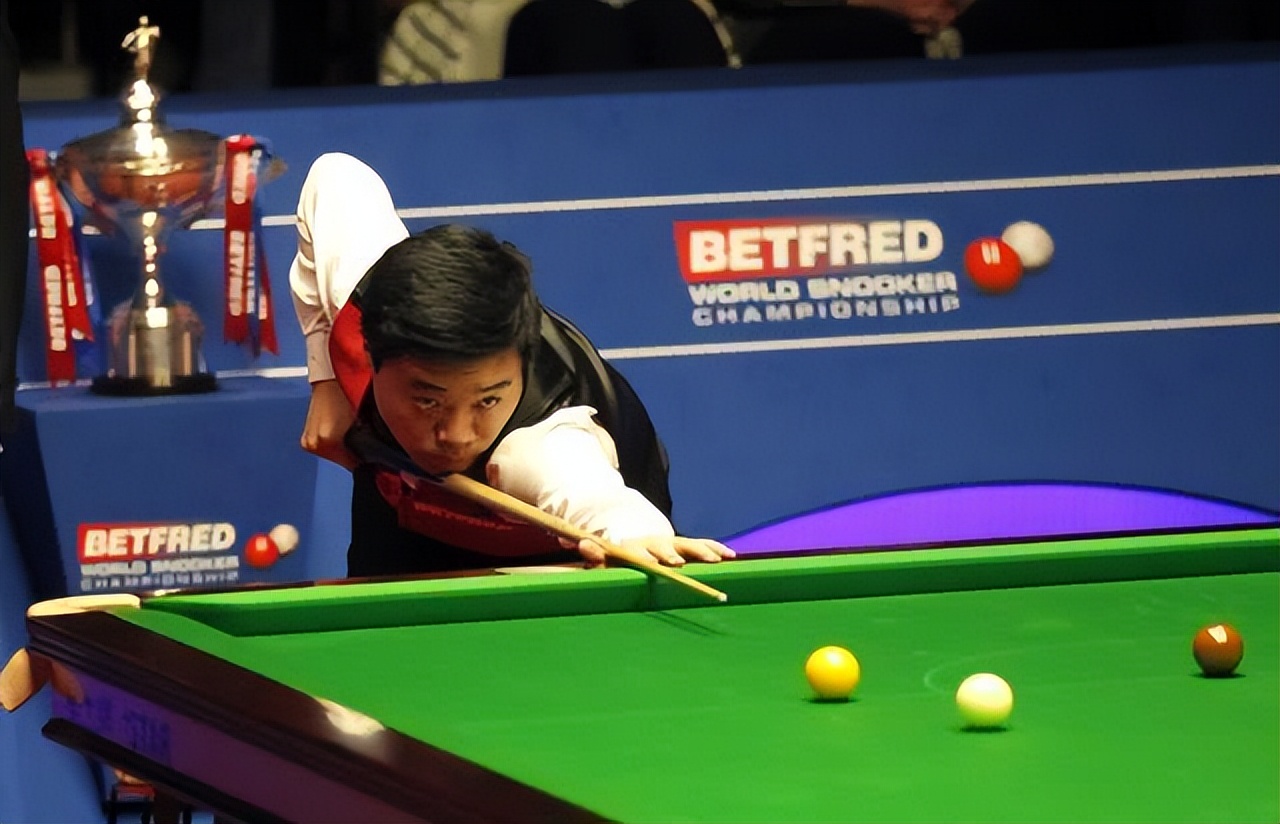 丁俊晖夺15冠,丁俊晖大奖赛夺冠排名升第几