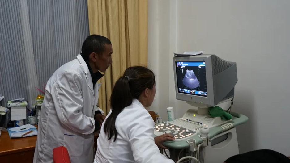 18岁的女孩去医院检查妇科,女生去妇科检查有了对象好多了