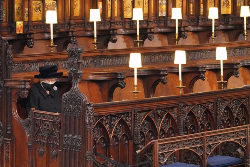 九十六张照片回顾英国女王的一生 (96张图看完英国女王的一生)