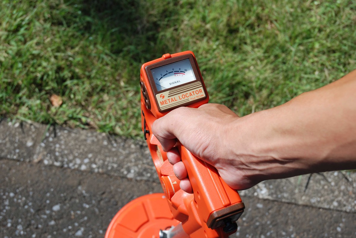 买金属探测器合法吗,买金属探测器都后悔了吗