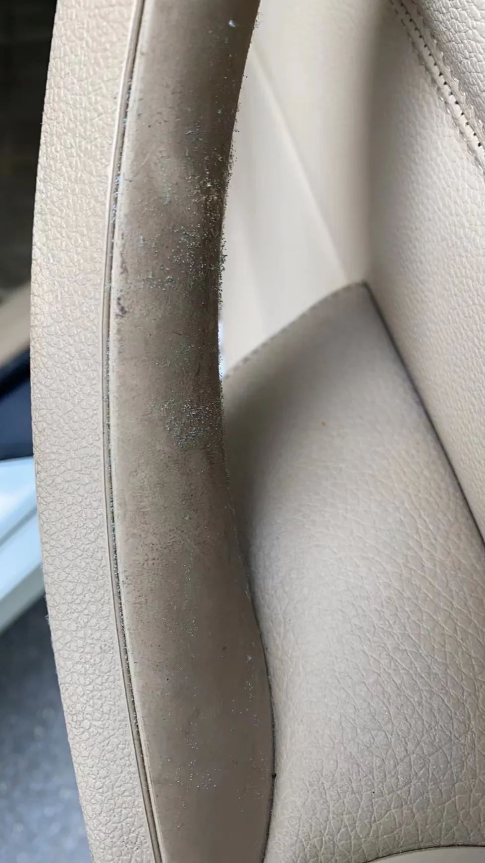 破烂不堪的废旧车变成新车的视频,宝马e90325i