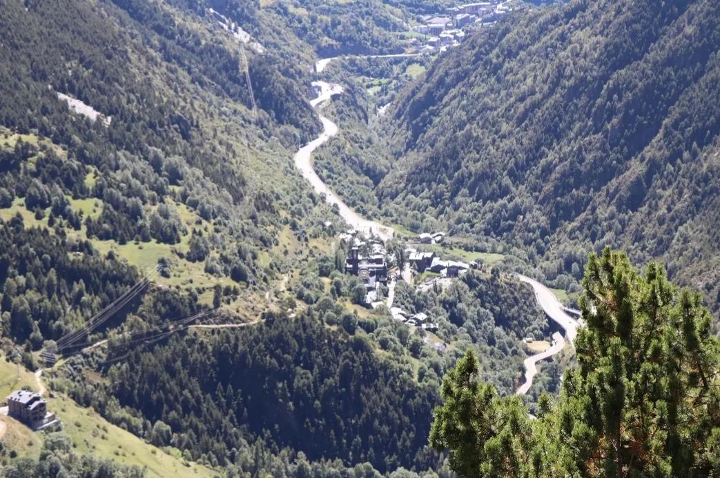 西班牙鬼才建筑师的梦幻世界,西班牙鬼才