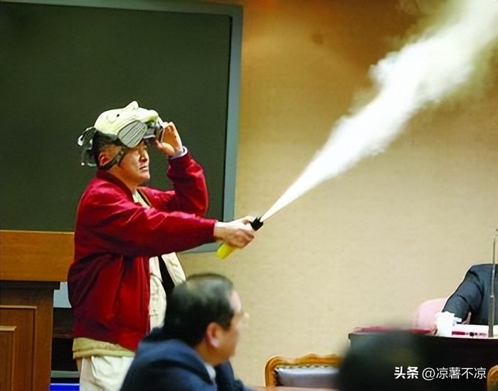 爱国大师李敖到底有多敢说,台湾名人李敖有话说