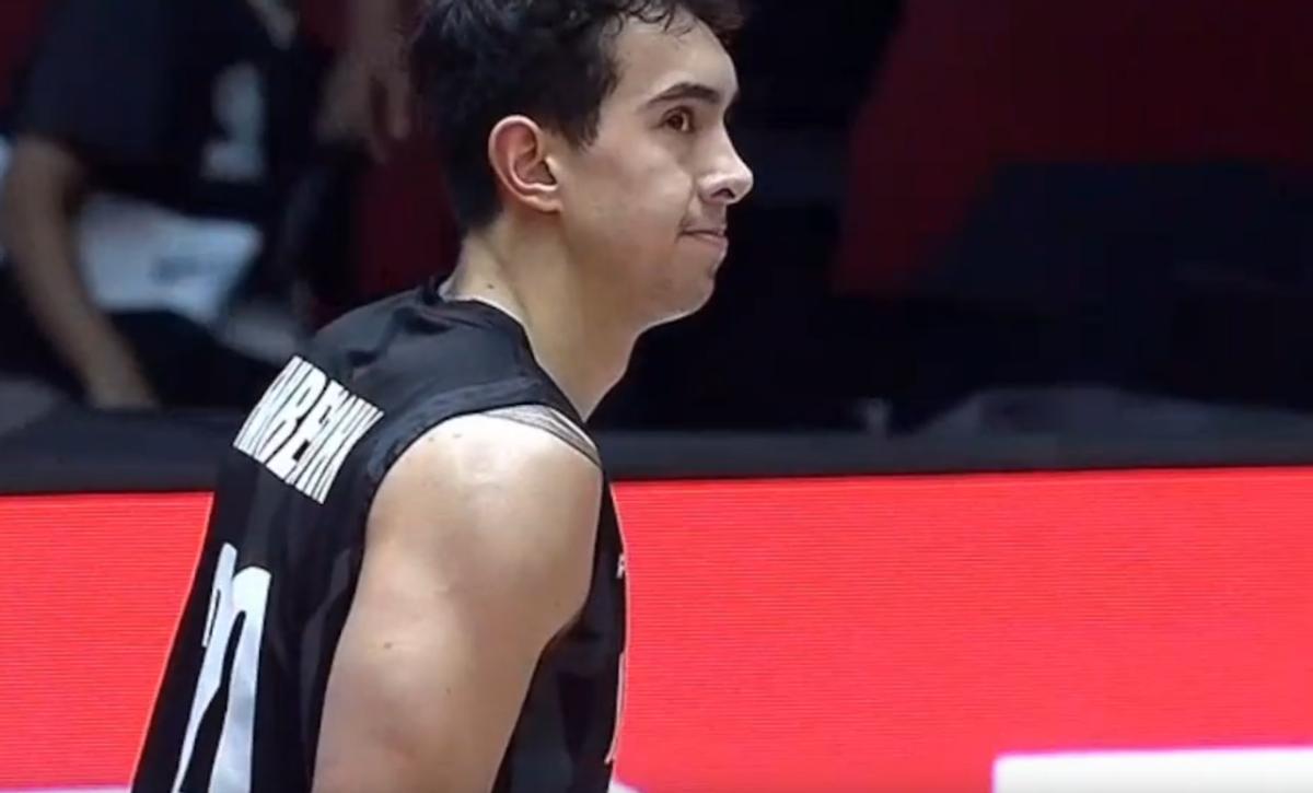 亚洲女篮中国台北新西兰,中国队逆转击败中国台北羽毛球