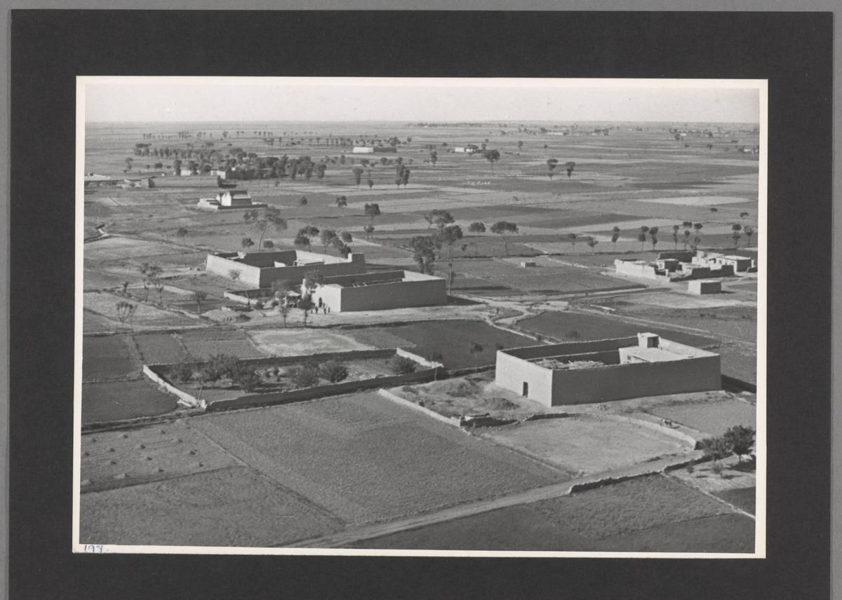 鏃ユ湰渚靛崕鍏借鐓х墖,鏃ュ啗渚靛崕鍏借