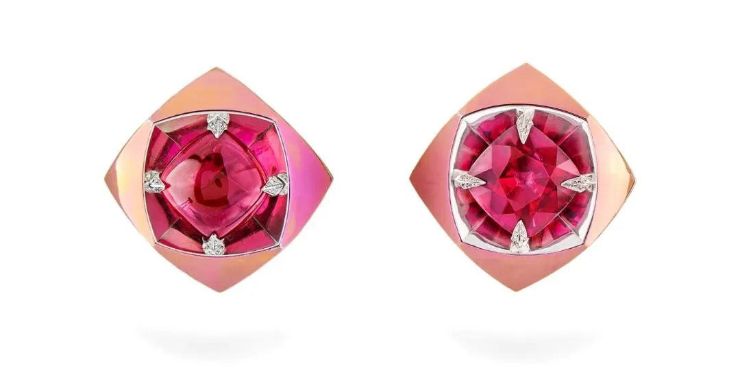 登上苏富比、用各种奇特新材质……邀你进入这位意大利设计师的珠宝新世界