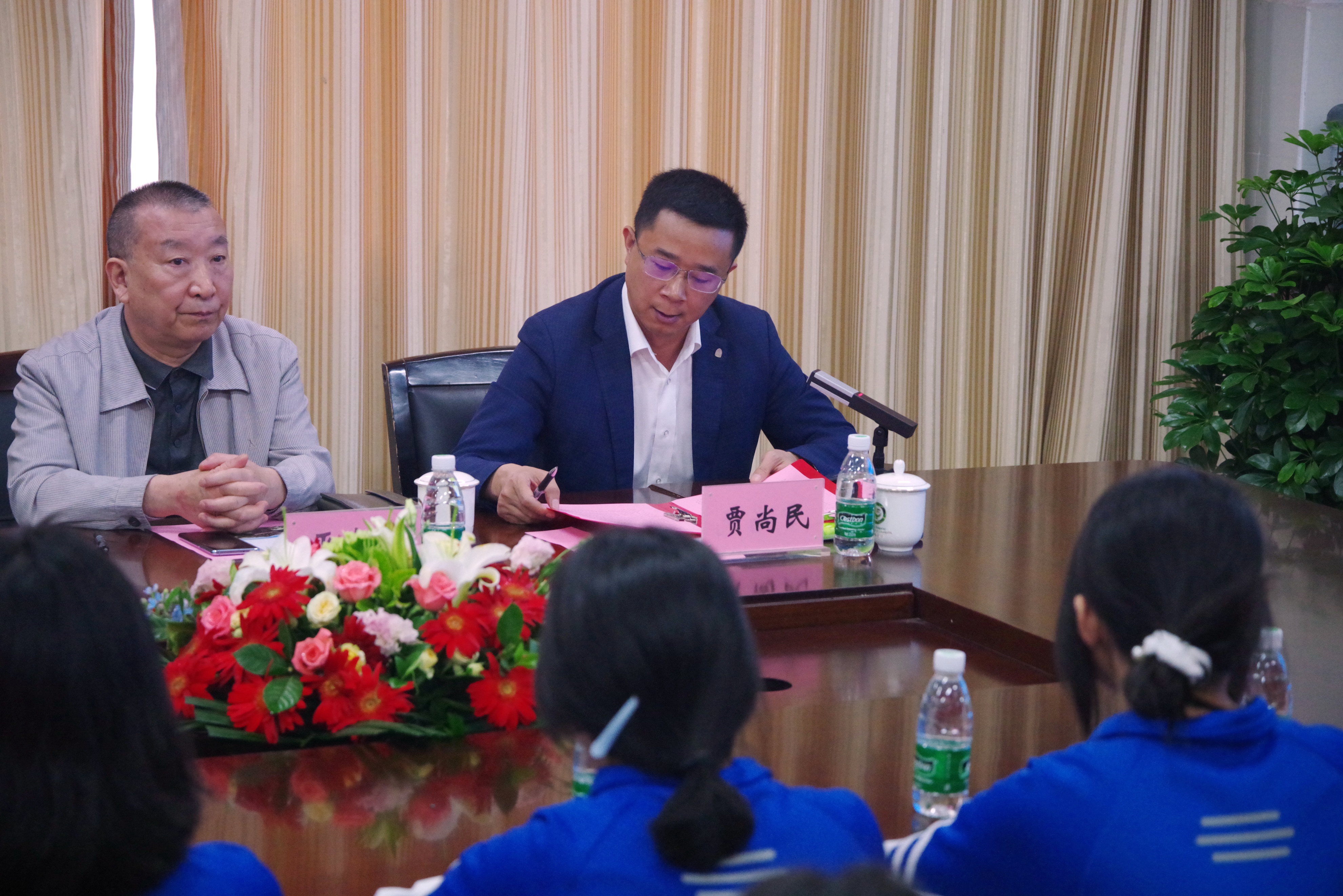 云阳凤鸣中学誓师大会,云阳县凤鸣中学2023文艺晚会