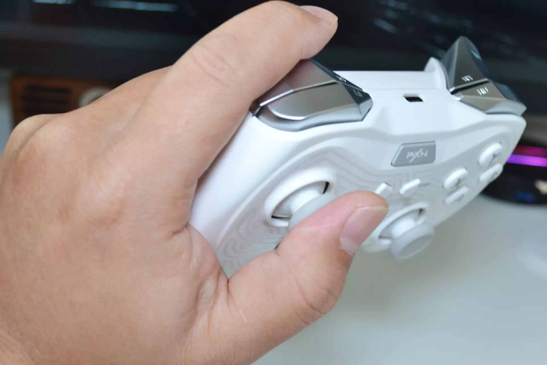 莱仕达游戏蓝牙手柄连接手机教程,莱仕达游戏手柄怎么连电脑