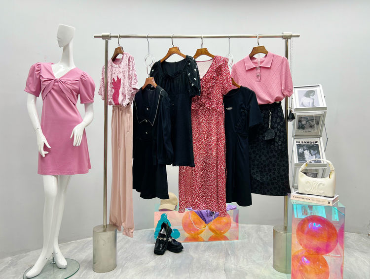 ledin乐町套装裙,ledin乐町黑裙