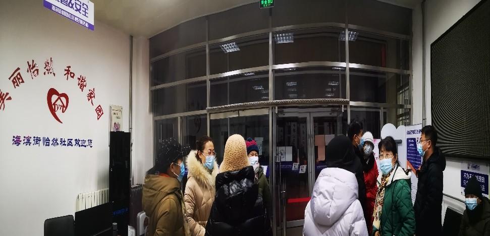 “决战”奥密克戎油田四中好样的