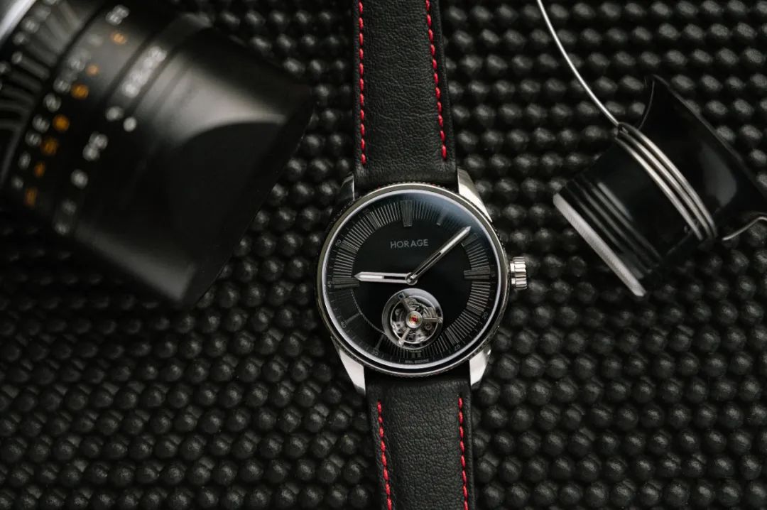 六万的新款相机,六千左右徕卡