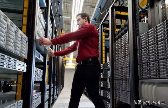 中国赚钱的专业排名,最适合女生最挣钱的十大专业