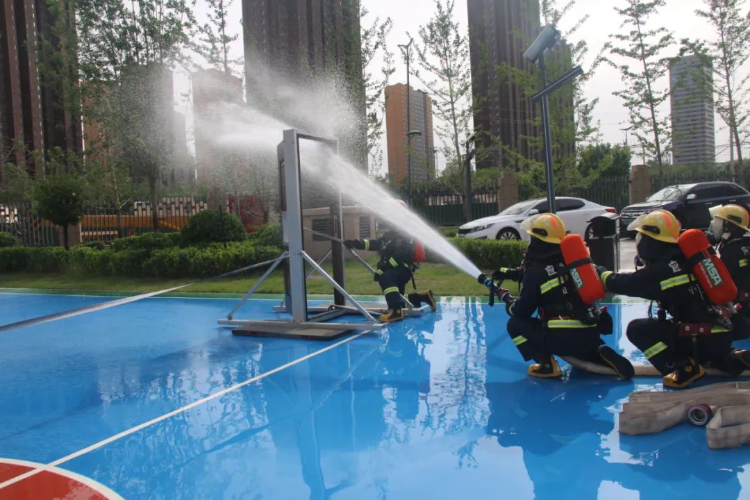 鎴樿闃熷憳宸ヤ綔鍐呭,鐗瑰嫟涓槦鎴樿宸ヤ綔浜偣