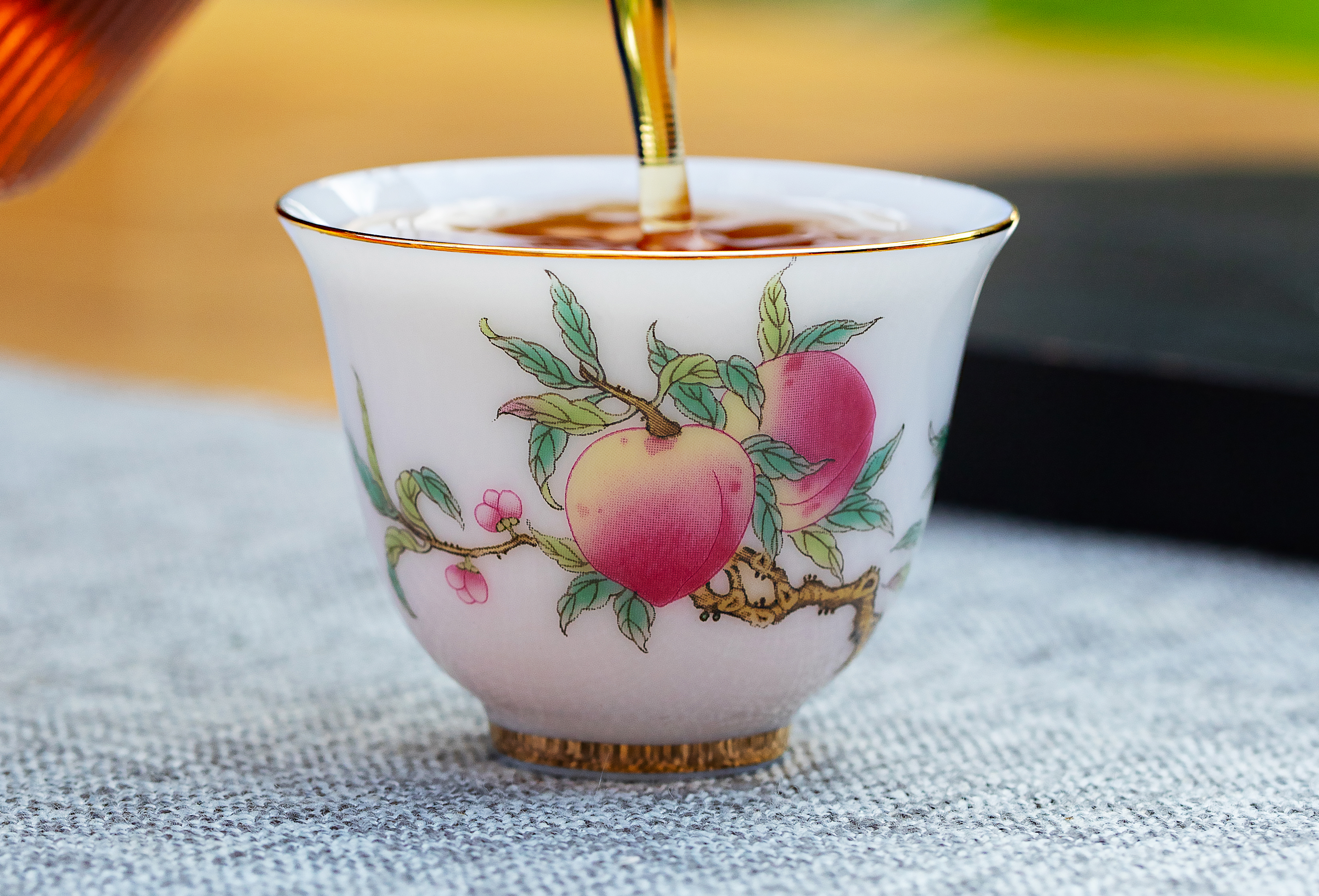 瓷器贴花和手工画区别,瓷器手工跟贴花的区别