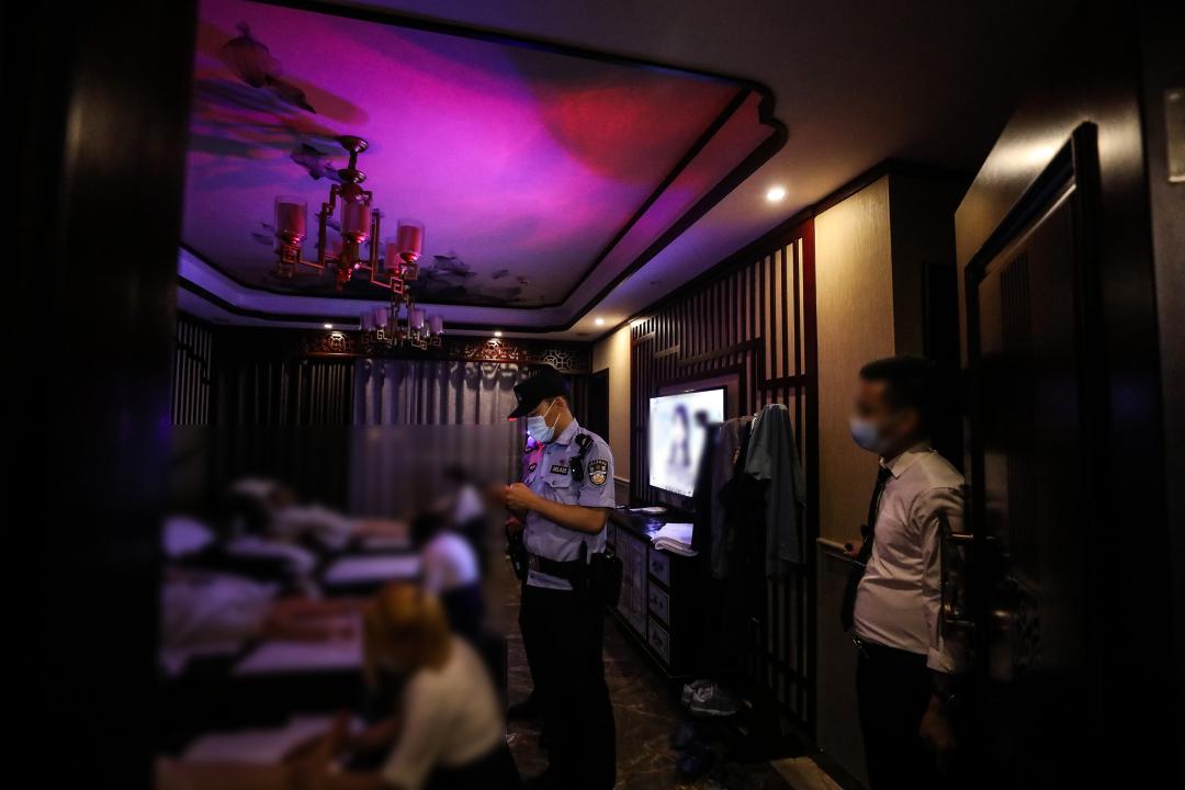 【夏季治安打击整治“百日行动”】天津公安开展第二次夏夜治安巡查宣防集中统一行动