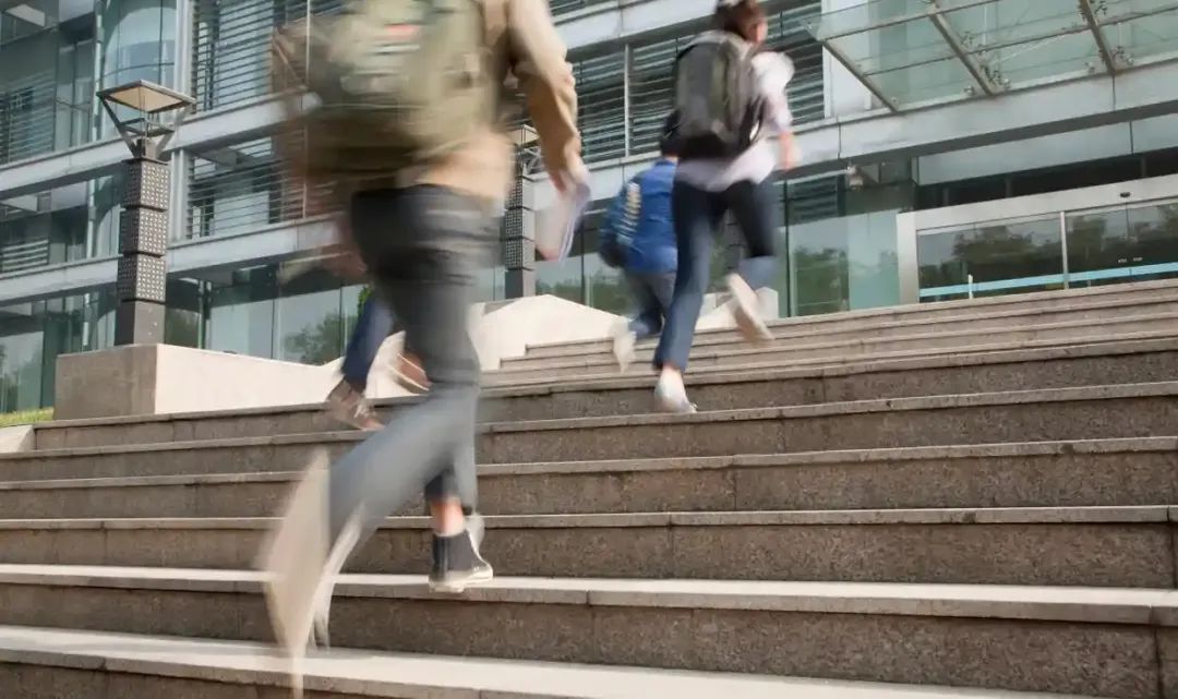 中国公民出国旅游护照将恢复审批,中国公民出境护照停止受理多久了