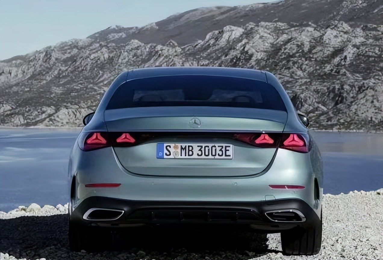 全新一代奔驰e级实车曝光,全新奔驰e级最新