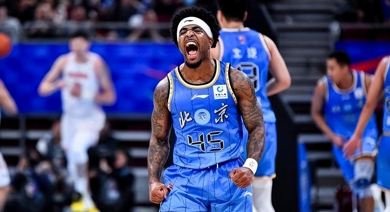 杜锋首轮签选郭艾伦,杜锋录像夹击郭艾伦