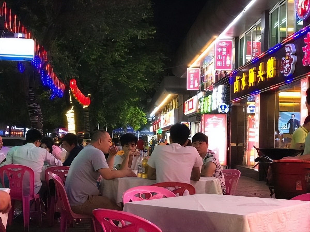 旅游必逛的夜市,最值得逛的五个夜市