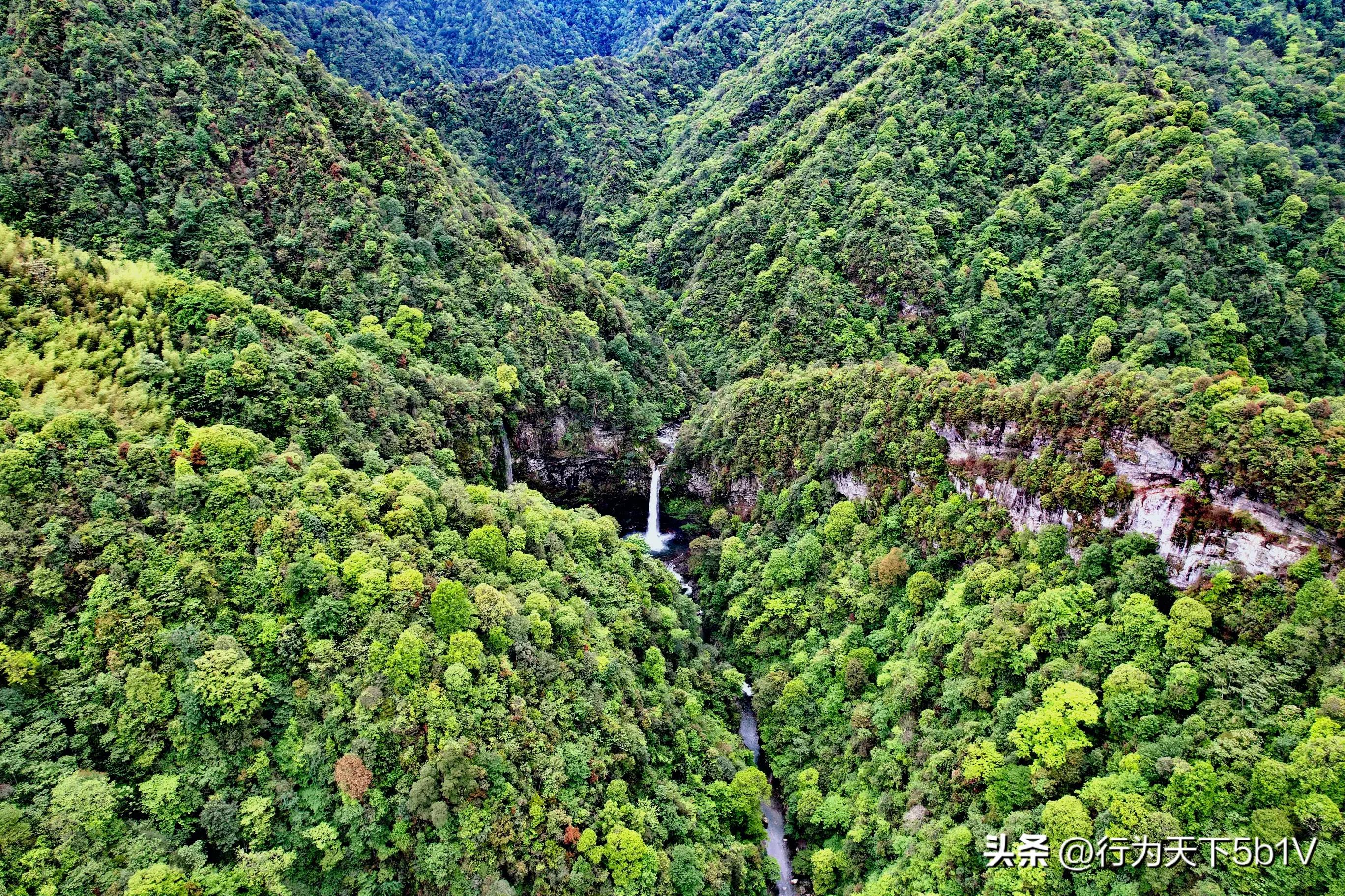 【探秘宛田红滩瀑布溯溪梦江吉翁瀑布】穿越花坪神秘风景线