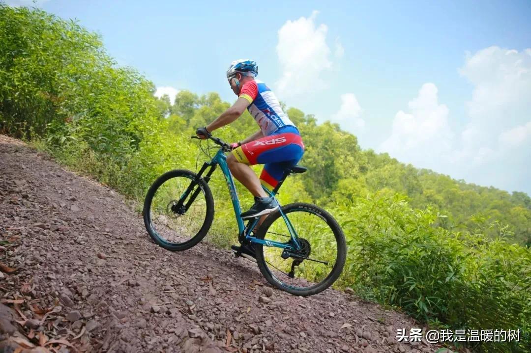 骑行山地车推荐入门小个子,小白入门骑行山地车