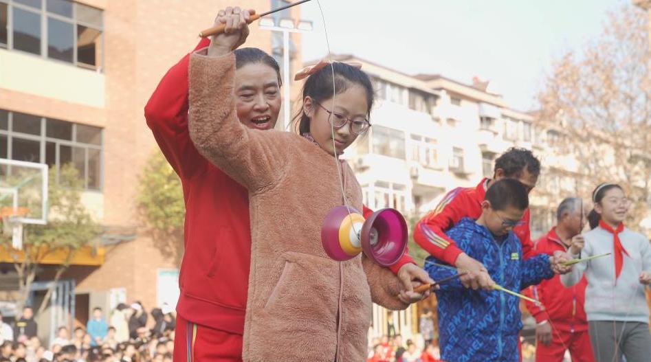南京市瑞金北村小学校园足球赛,瑞金足球亲子嘉年华