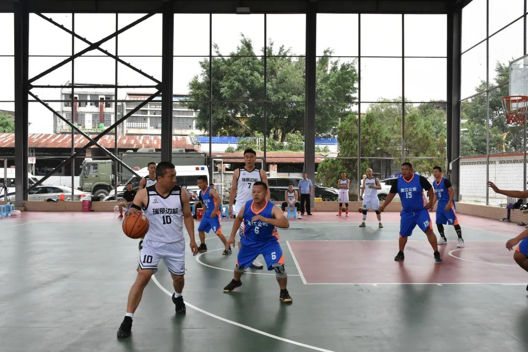 瑞丽边检国门,瑞丽口岸人员出入境通关流程指引