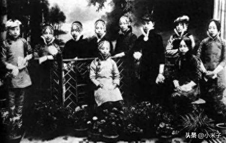 日军日记：*安妇慰**不服从管教，我很愤怒，用*刀刺**插入她的*体下**