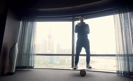 夏雨演艺圈地位,夏雨为什么在另一个圈子红得发紫