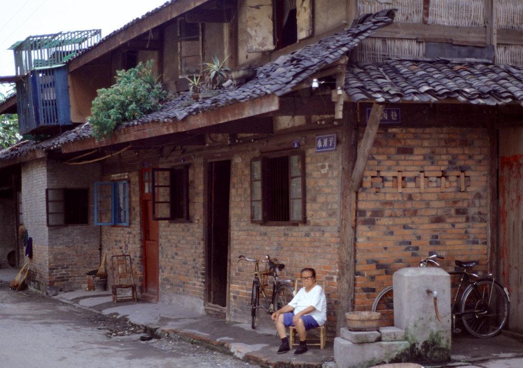日军找“花姑娘”有多少*行暴**？老人回忆：日本兵没有一点人性