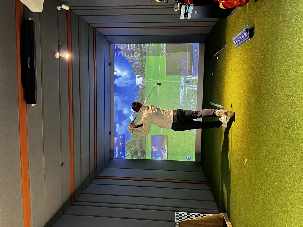 西帝格室内高尔夫抖音团购,西帝格室内高尔夫学院